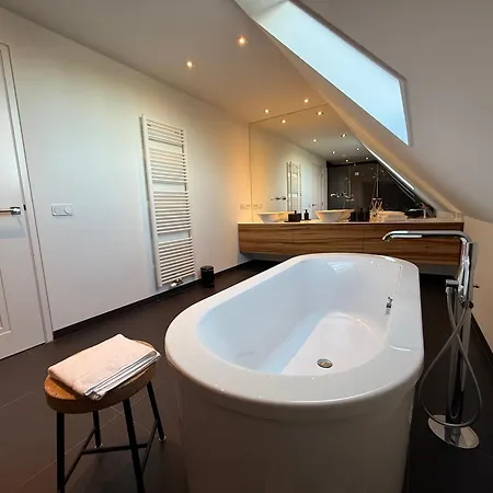Louwi Bed & Breakfast Breugel